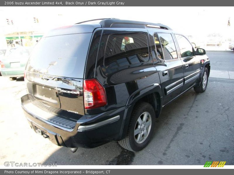 Black Onyx / Dark Gray/Light Gray 2006 Isuzu Ascender Limited 4x4