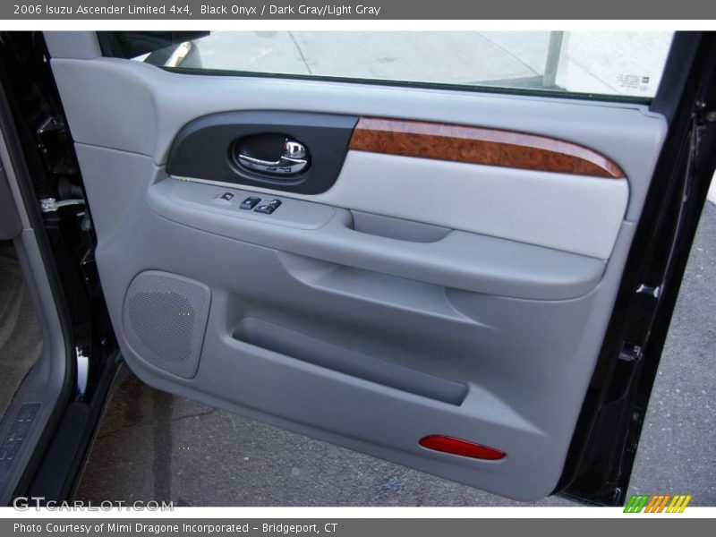 Black Onyx / Dark Gray/Light Gray 2006 Isuzu Ascender Limited 4x4