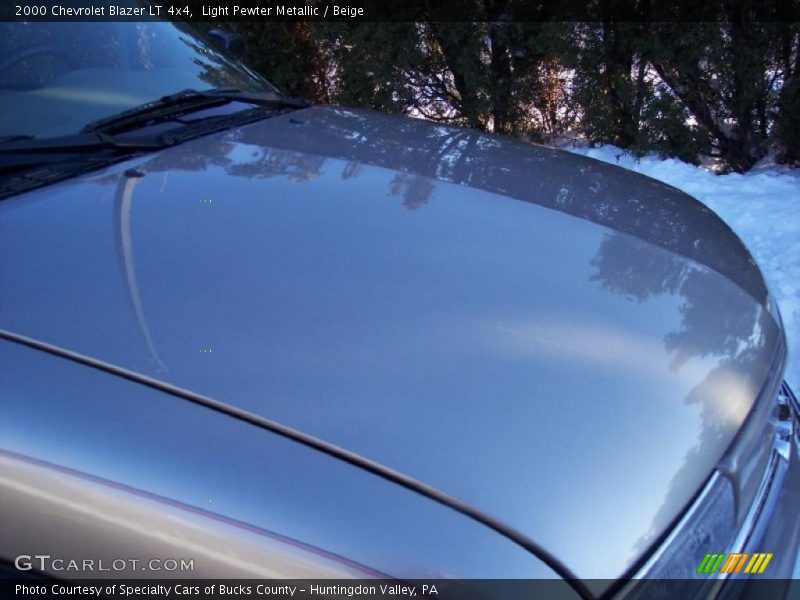 Light Pewter Metallic / Beige 2000 Chevrolet Blazer LT 4x4