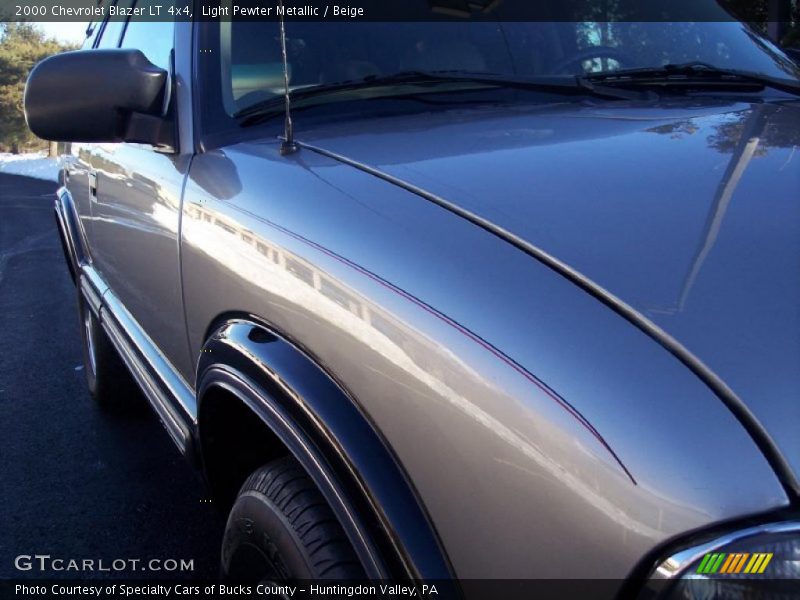 Light Pewter Metallic / Beige 2000 Chevrolet Blazer LT 4x4