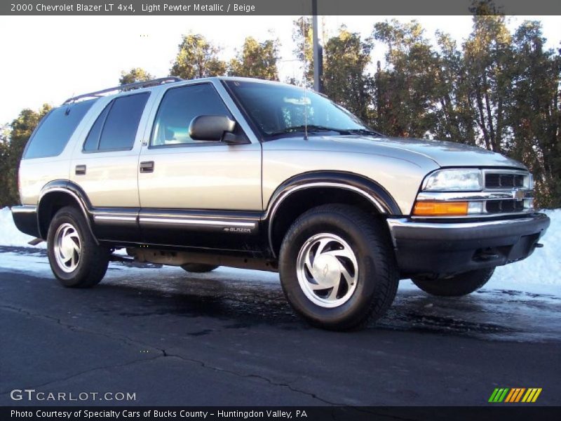 Light Pewter Metallic / Beige 2000 Chevrolet Blazer LT 4x4