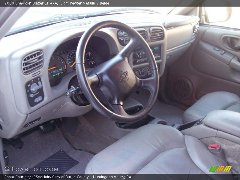 Light Pewter Metallic / Beige 2000 Chevrolet Blazer LT 4x4