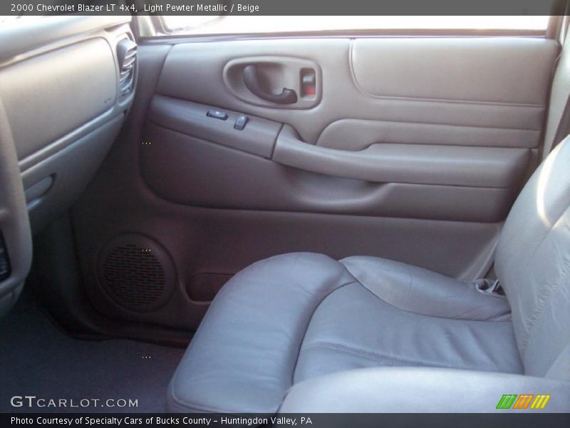 Light Pewter Metallic / Beige 2000 Chevrolet Blazer LT 4x4