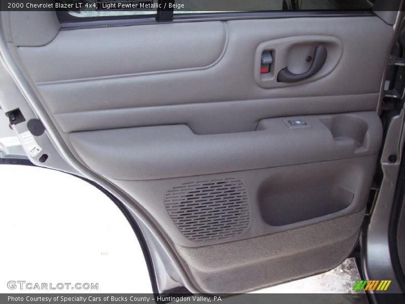 Light Pewter Metallic / Beige 2000 Chevrolet Blazer LT 4x4