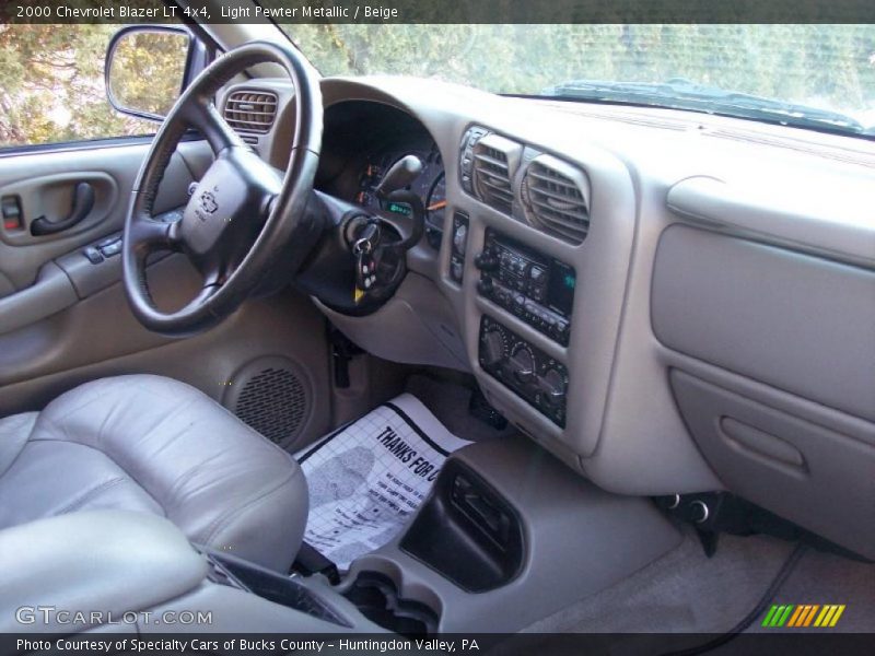 Light Pewter Metallic / Beige 2000 Chevrolet Blazer LT 4x4
