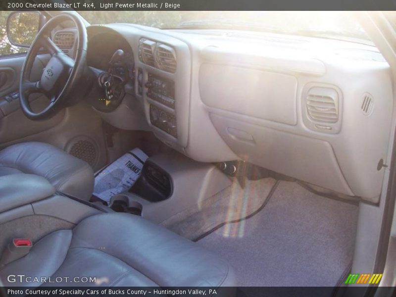 Light Pewter Metallic / Beige 2000 Chevrolet Blazer LT 4x4