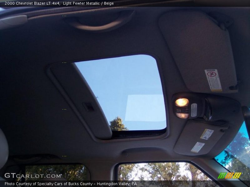 Light Pewter Metallic / Beige 2000 Chevrolet Blazer LT 4x4