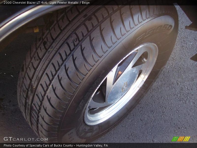 Light Pewter Metallic / Beige 2000 Chevrolet Blazer LT 4x4