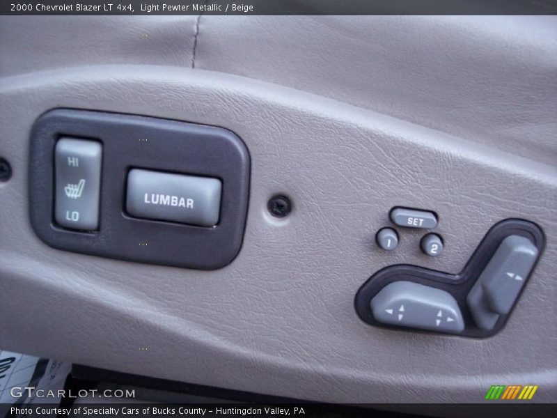 Light Pewter Metallic / Beige 2000 Chevrolet Blazer LT 4x4