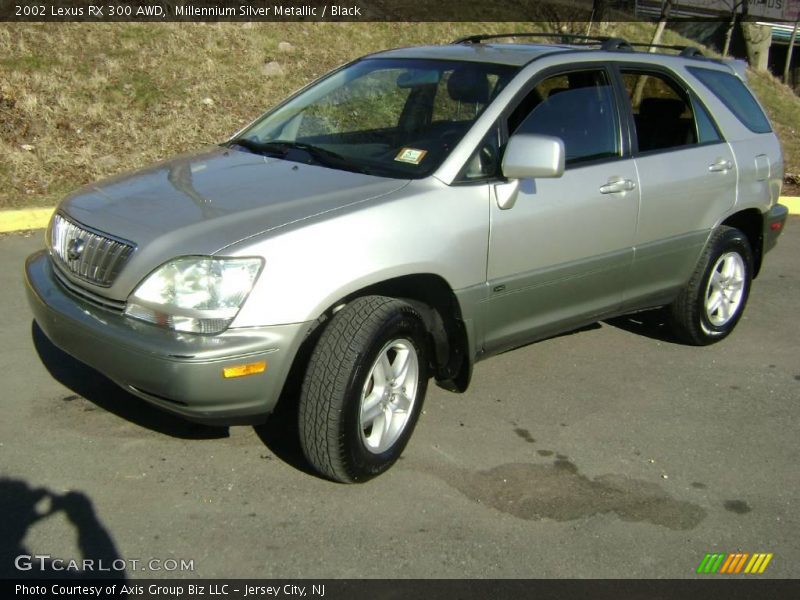 Millennium Silver Metallic / Black 2002 Lexus RX 300 AWD