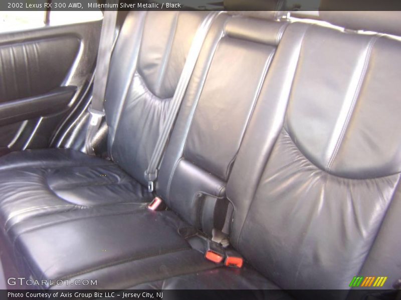 Millennium Silver Metallic / Black 2002 Lexus RX 300 AWD