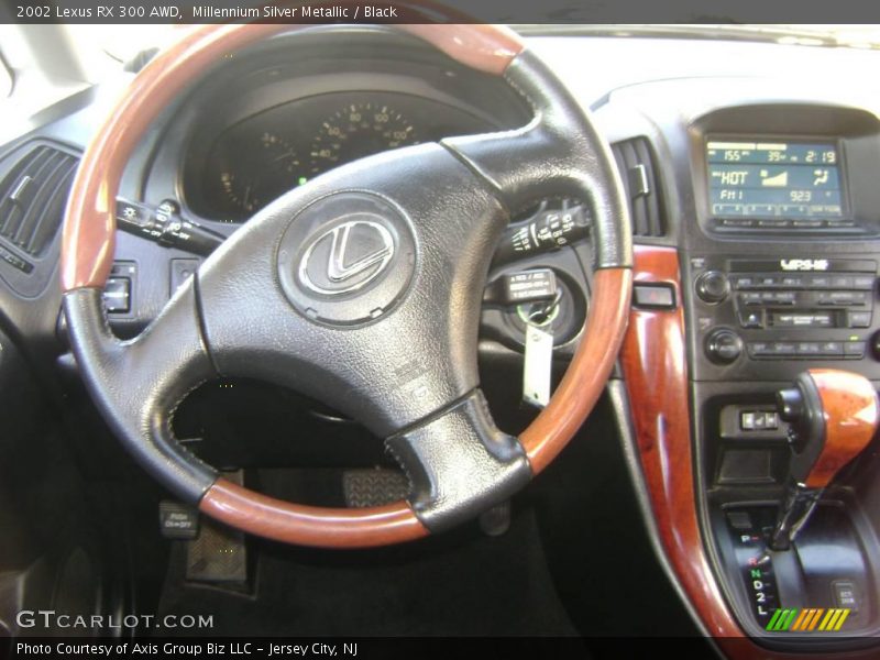 Millennium Silver Metallic / Black 2002 Lexus RX 300 AWD