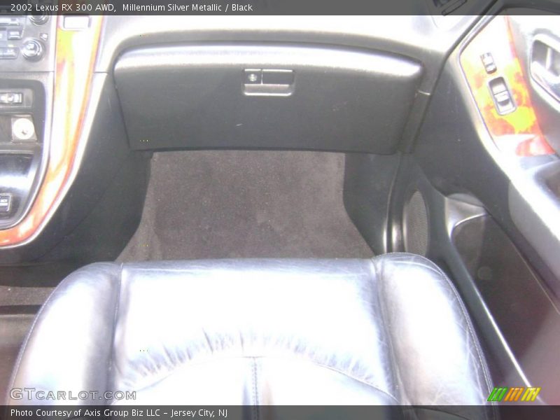 Millennium Silver Metallic / Black 2002 Lexus RX 300 AWD