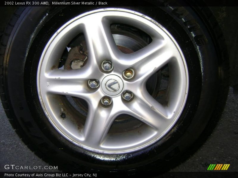 Millennium Silver Metallic / Black 2002 Lexus RX 300 AWD