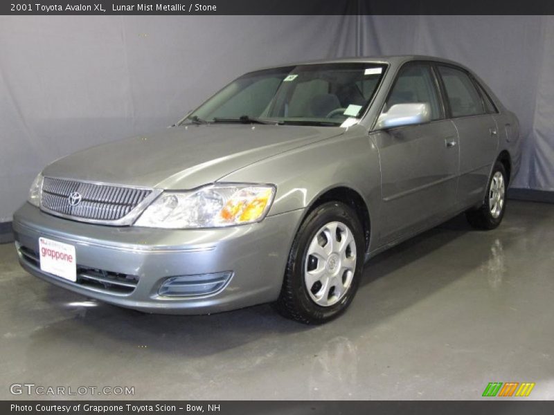 Lunar Mist Metallic / Stone 2001 Toyota Avalon XL