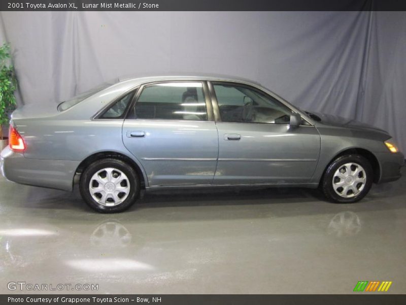 Lunar Mist Metallic / Stone 2001 Toyota Avalon XL