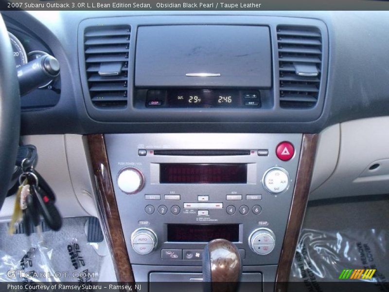 Obsidian Black Pearl / Taupe Leather 2007 Subaru Outback 3.0R L.L.Bean Edition Sedan