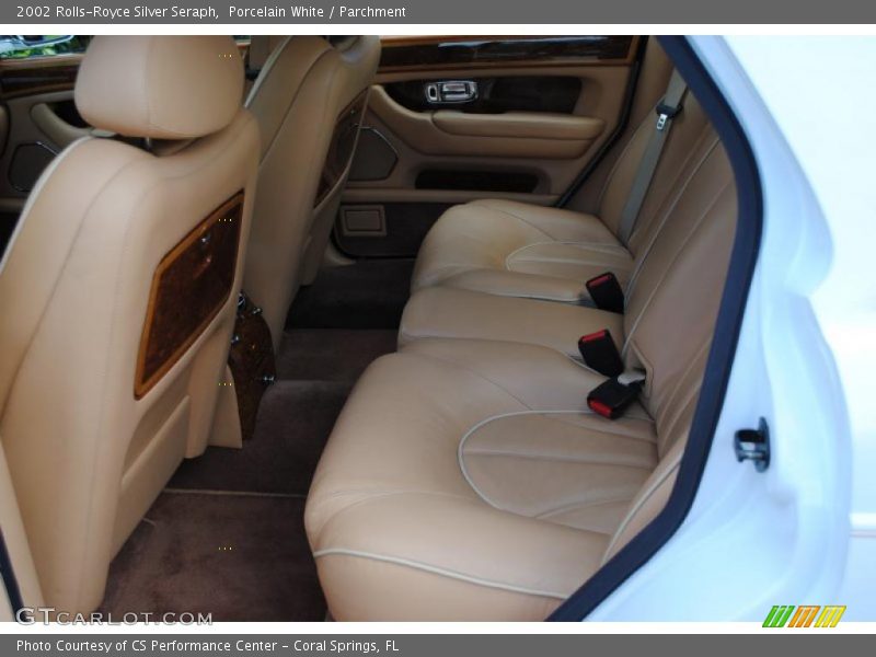 Porcelain White / Parchment 2002 Rolls-Royce Silver Seraph