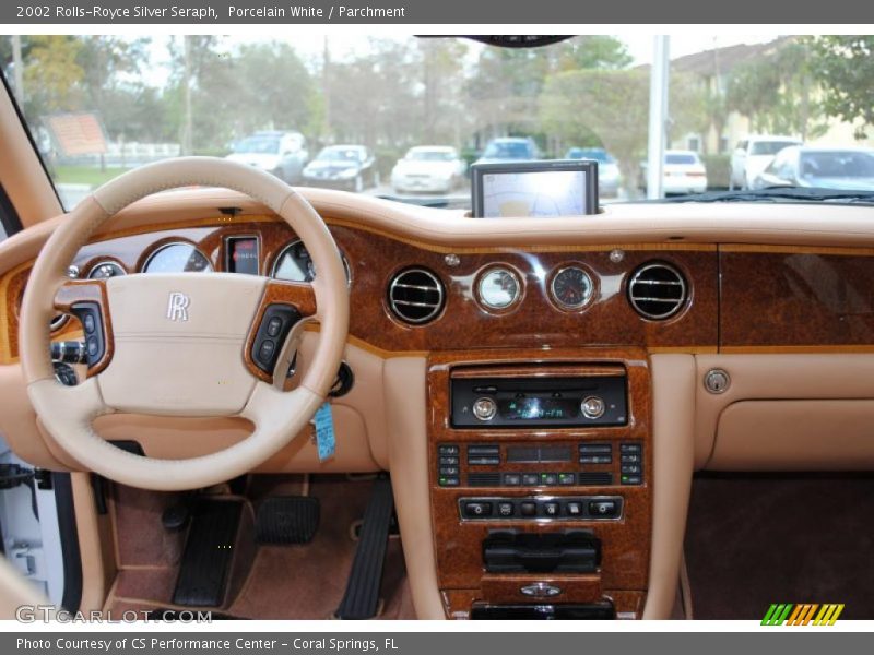 Porcelain White / Parchment 2002 Rolls-Royce Silver Seraph