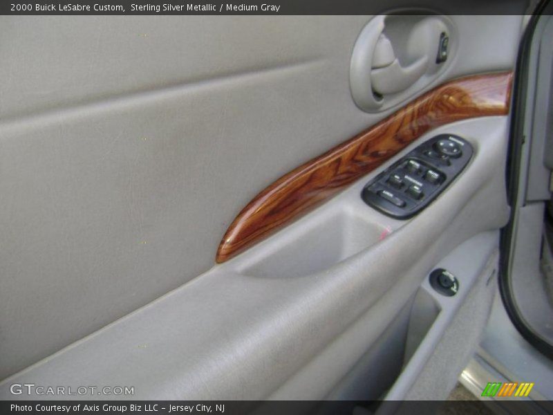 Sterling Silver Metallic / Medium Gray 2000 Buick LeSabre Custom