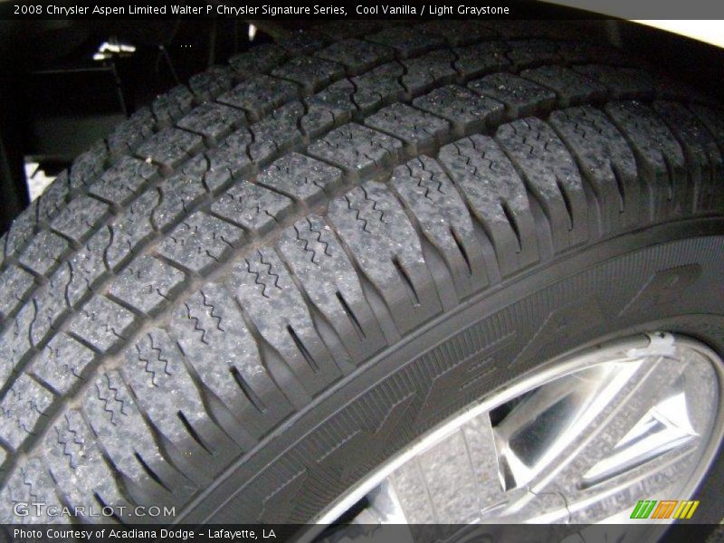 Cool Vanilla / Light Graystone 2008 Chrysler Aspen Limited Walter P Chrysler Signature Series