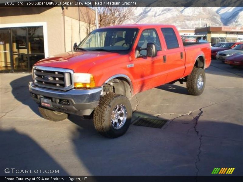 Red / Medium Graphite 2001 Ford F250 Super Duty XLT Super Crew 4x4