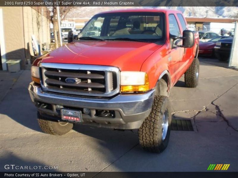 Red / Medium Graphite 2001 Ford F250 Super Duty XLT Super Crew 4x4