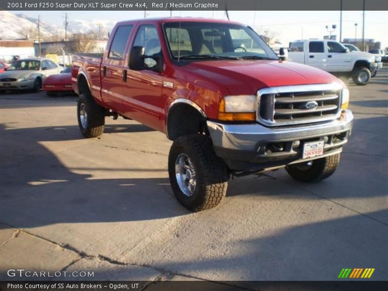 Red / Medium Graphite 2001 Ford F250 Super Duty XLT Super Crew 4x4