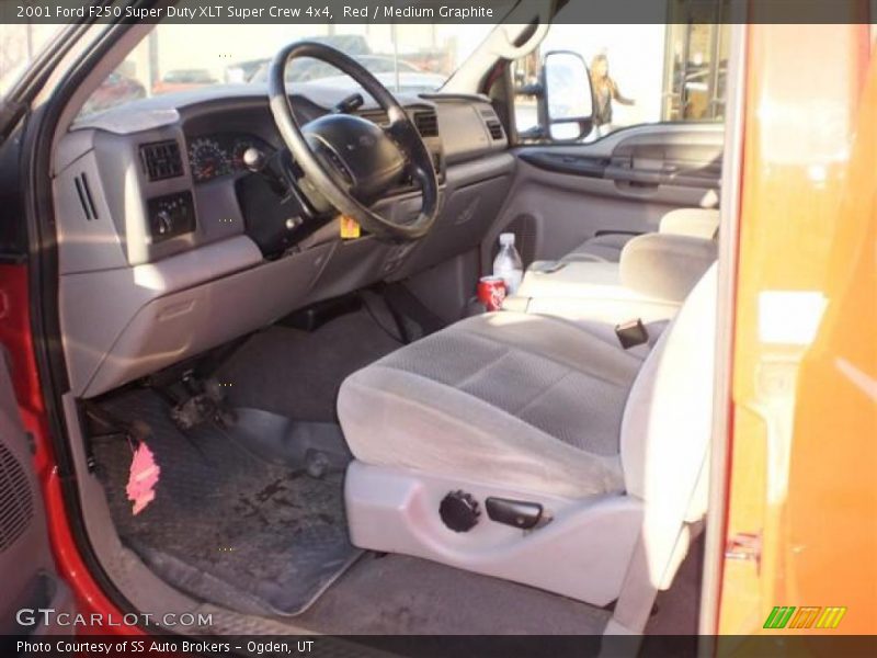 Red / Medium Graphite 2001 Ford F250 Super Duty XLT Super Crew 4x4