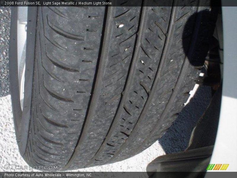 Light Sage Metallic / Medium Light Stone 2008 Ford Fusion SE