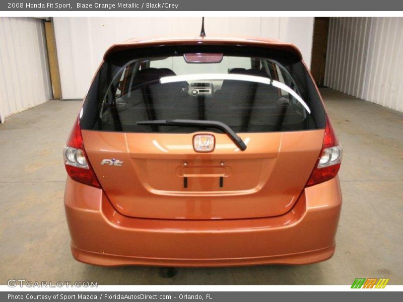 Blaze Orange Metallic / Black/Grey 2008 Honda Fit Sport