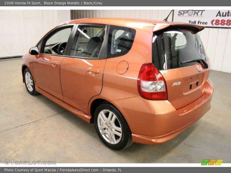 Blaze Orange Metallic / Black/Grey 2008 Honda Fit Sport