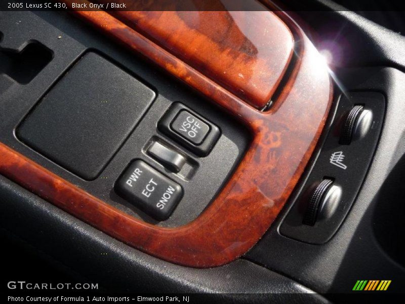 Black Onyx / Black 2005 Lexus SC 430