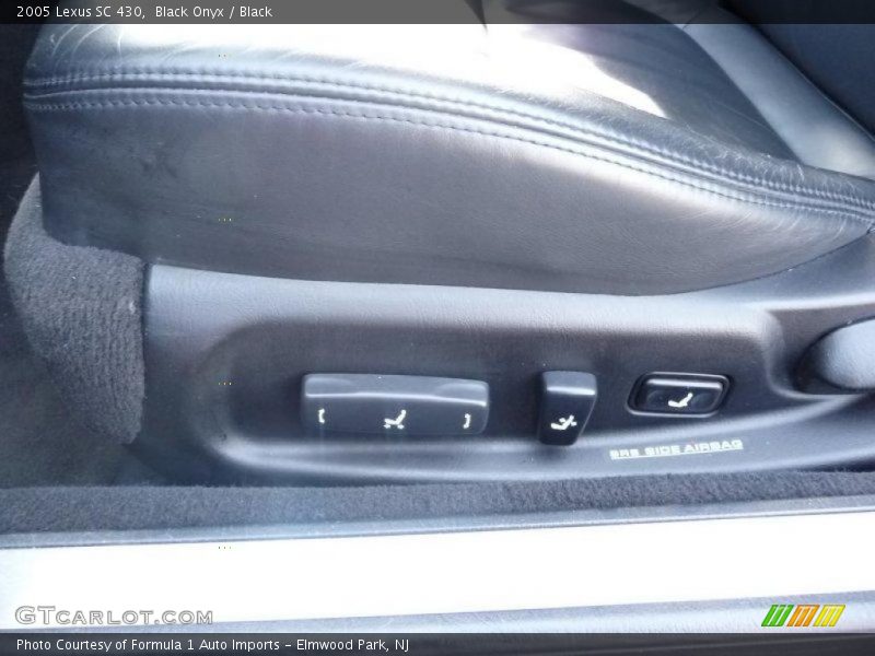 Black Onyx / Black 2005 Lexus SC 430