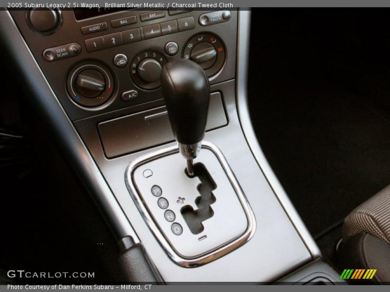 Brilliant Silver Metallic / Charcoal Tweed Cloth 2005 Subaru Legacy 2.5i Wagon