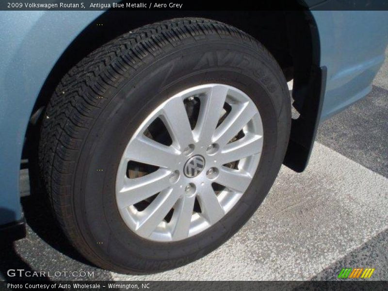 Antigua Blue Metallic / Aero Grey 2009 Volkswagen Routan S