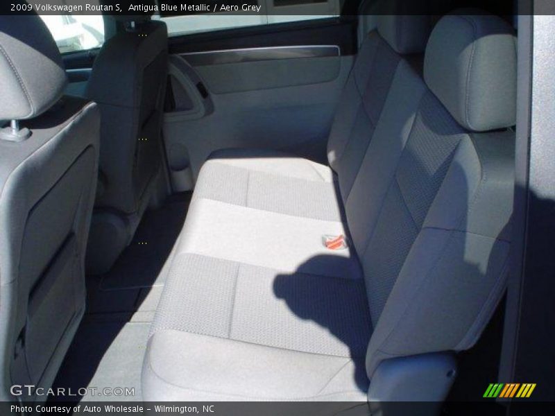 Antigua Blue Metallic / Aero Grey 2009 Volkswagen Routan S