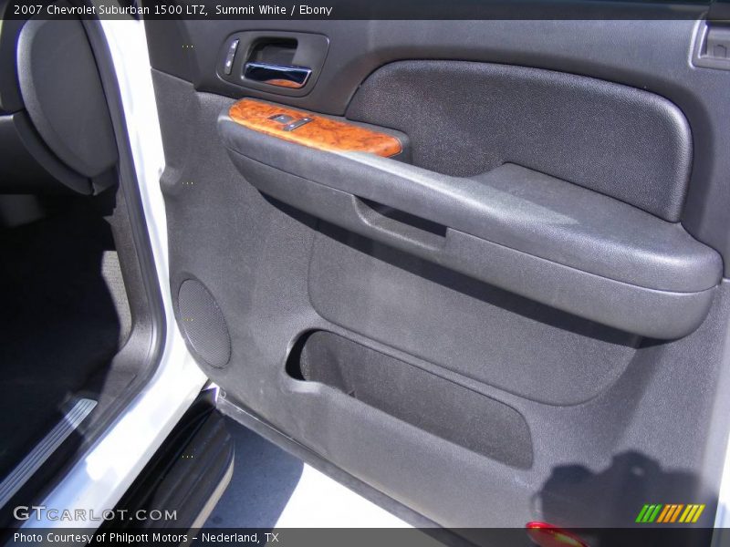 Summit White / Ebony 2007 Chevrolet Suburban 1500 LTZ