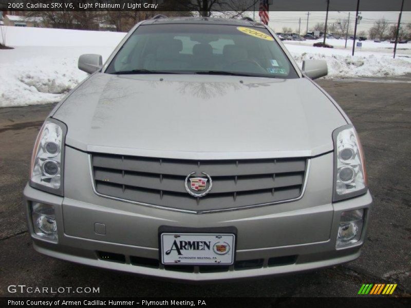 Light Platinum / Light Gray 2005 Cadillac SRX V6