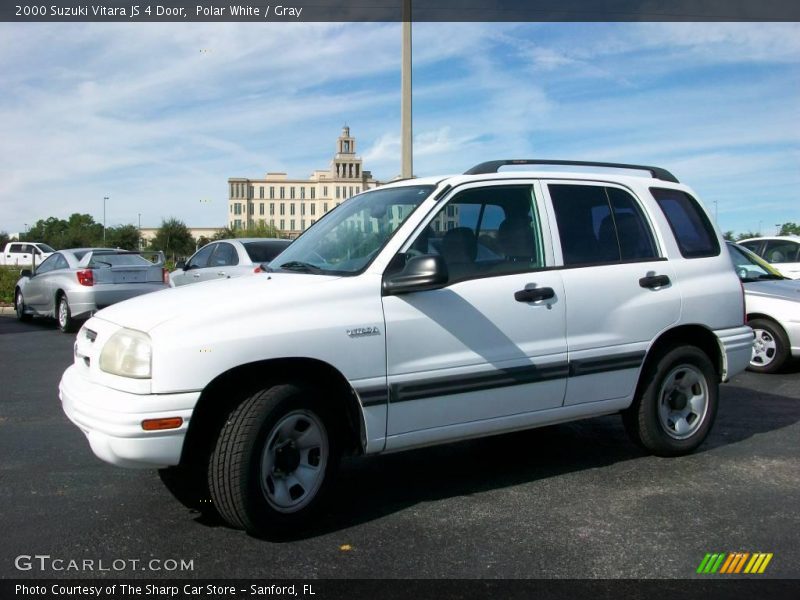 Polar White / Gray 2000 Suzuki Vitara JS 4 Door