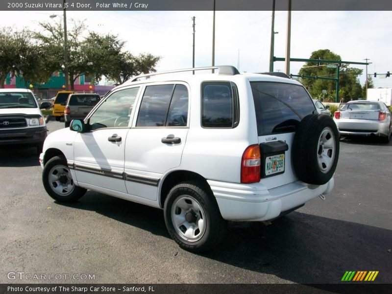 Polar White / Gray 2000 Suzuki Vitara JS 4 Door