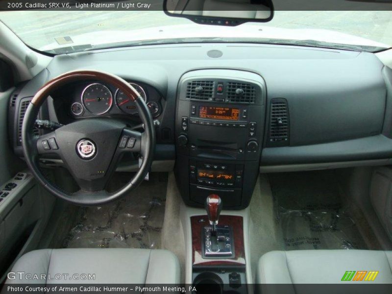 Light Platinum / Light Gray 2005 Cadillac SRX V6