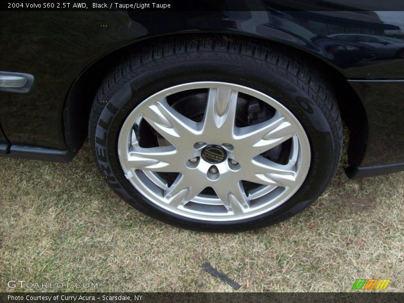 Black / Taupe/Light Taupe 2004 Volvo S60 2.5T AWD