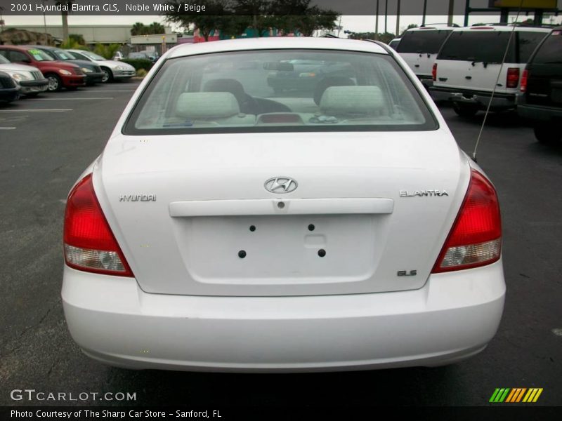 Noble White / Beige 2001 Hyundai Elantra GLS