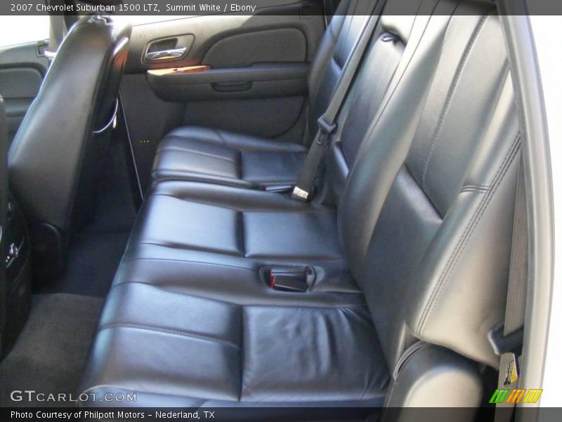Summit White / Ebony 2007 Chevrolet Suburban 1500 LTZ