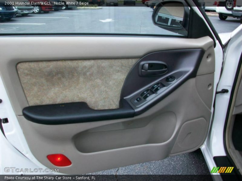 Noble White / Beige 2001 Hyundai Elantra GLS