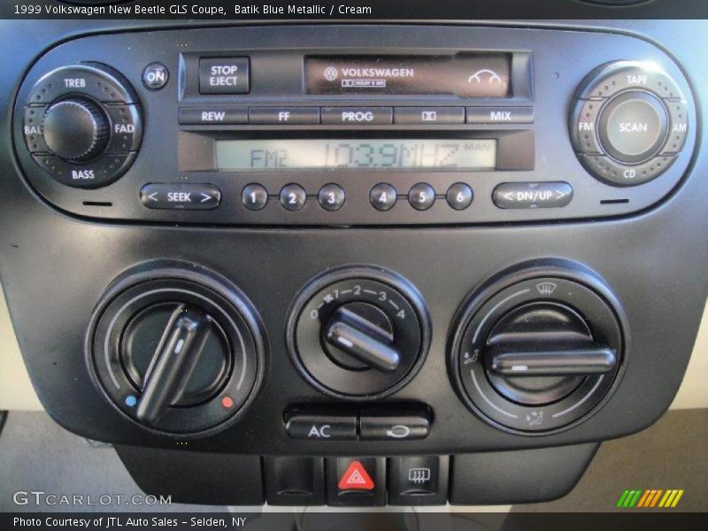 Batik Blue Metallic / Cream 1999 Volkswagen New Beetle GLS Coupe