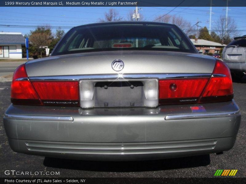 Medium Grey Metallic / Light Parchment 1999 Mercury Grand Marquis LS