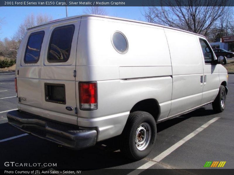 Silver Metallic / Medium Graphite 2001 Ford E Series Van E150 Cargo