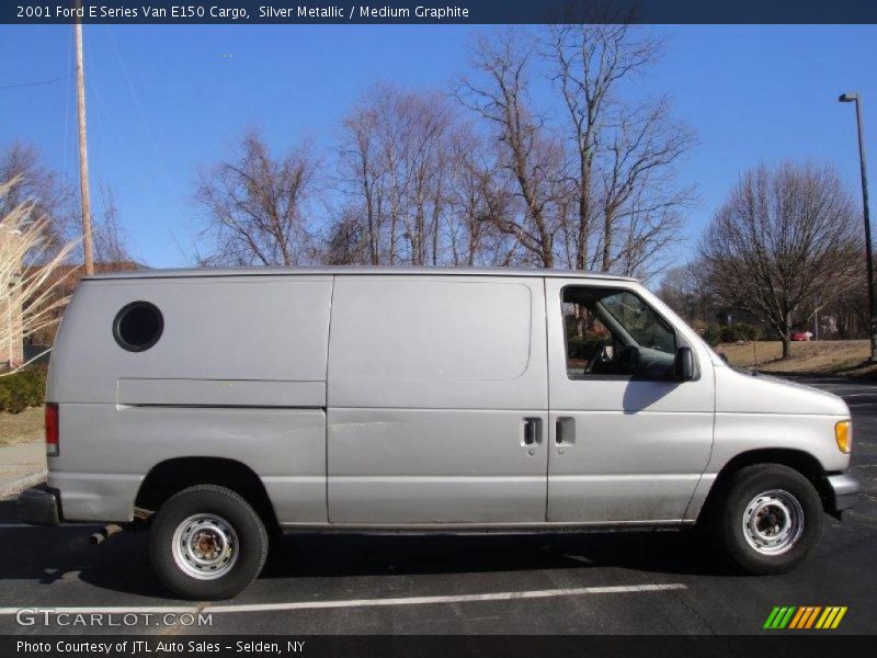 Silver Metallic / Medium Graphite 2001 Ford E Series Van E150 Cargo